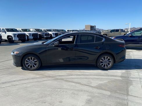Used 2019 MAZDA MAZDA3 Sedan image 4
