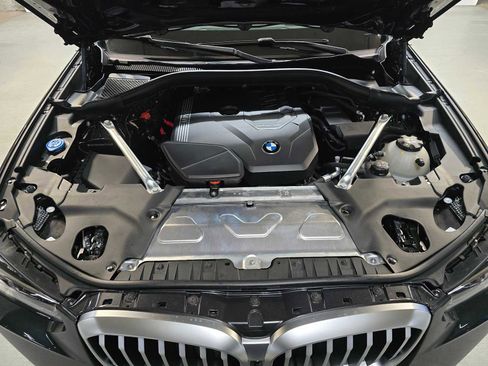 Used 2024 BMW X3 xDrive30i w/ Premium Package image 9
