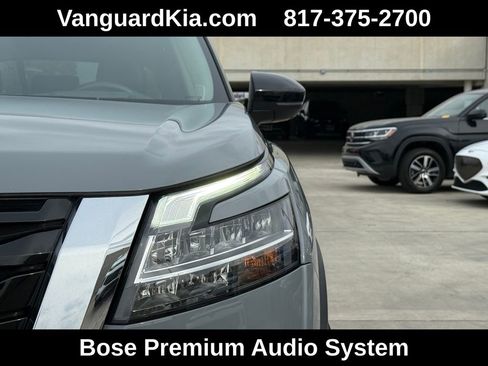 Used 2023 Nissan Pathfinder Platinum w/ Lighting Package (N92) AWD/4WD image 4