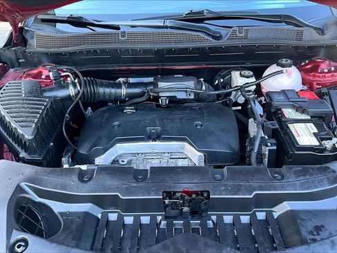 Used 2020 Chevrolet Blazer LT image 30