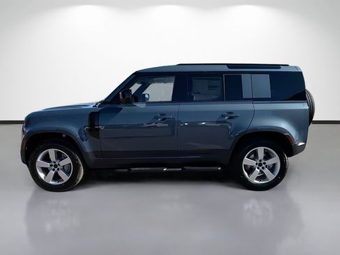 New 2026 Land Rover Defender 110 S image 2