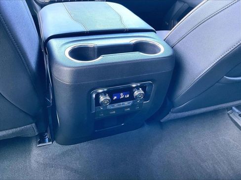 Used 2025 GMC Yukon Elevation w/ Elevation Premium Package RWD image 25