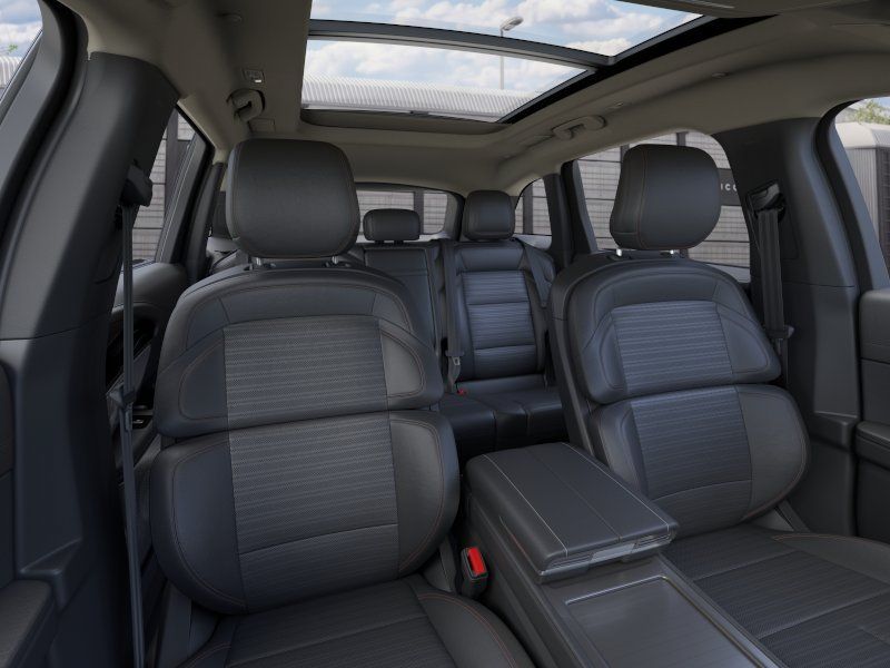 New 2026 Lincoln Nautilus Reserve AWD/4WD image 10