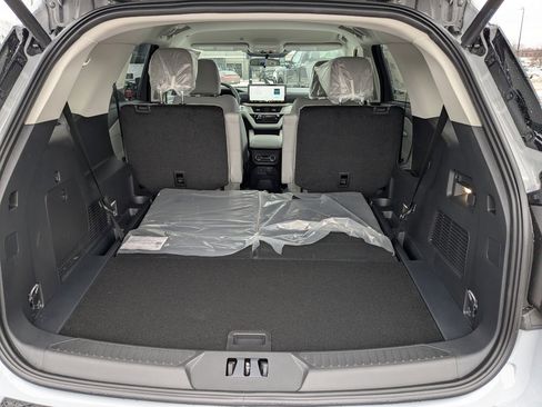 New 2026 Ford Explorer Active w/ Active Comfort Package image 14