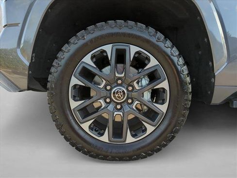 Used 2023 Toyota Tundra Limited w/ Power Package AWD/4WD image 24