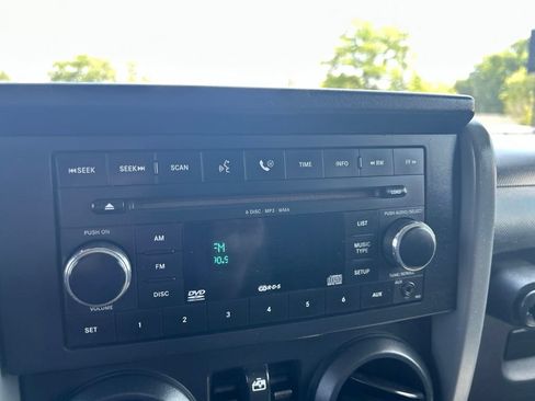 Used 2008 Jeep Wrangler Unlimited X AWD/4WD image 27