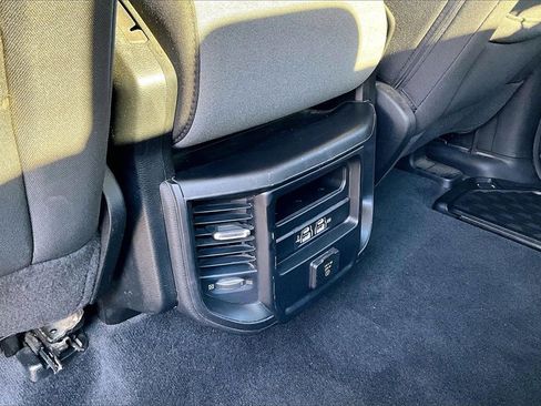 Used 2020 RAM 1500 Big Horn image 11