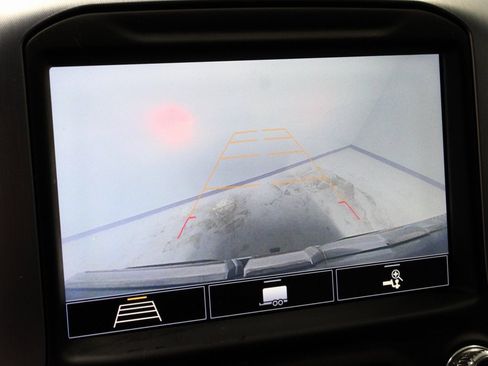 Used 2020 GMC Sierra 1500 SLT w/ SLT Premium Package image 3