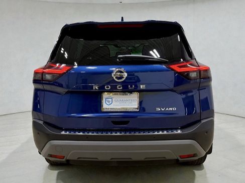 Used 2021 Nissan Rogue SV image 7