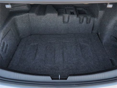 Certified 2016 Chevrolet Malibu Hybrid w/ Driver Confidence Package image 24