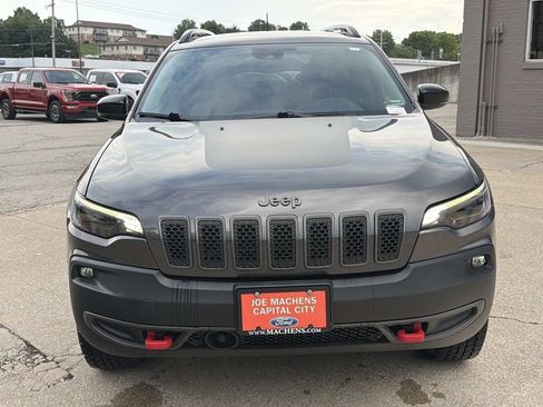 Used 2022 Jeep Cherokee Trailhawk AWD/4WD image 10