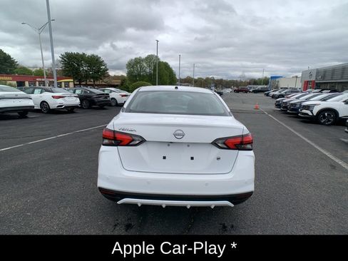 Used 2025 Nissan Versa S FWD image 4