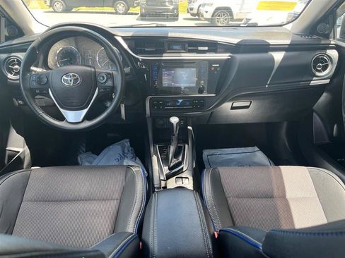 Used 2017 Toyota Corolla SE w/ Carpet Mat Package (TMS) FWD image 19