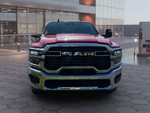 Used 2026 RAM 2500 Big Horn AWD/4WD image 4