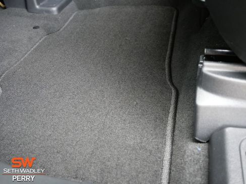 New 2026 Ford Explorer Active image 13