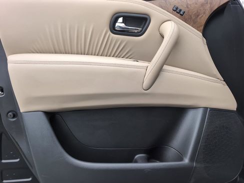 Used 2024 Nissan Armada SL w/ Captain's Chairs Package image 19