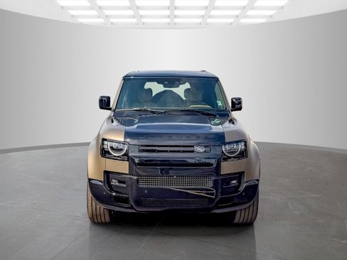 New 2026 Land Rover Defender 110 X AWD/4WD image 8