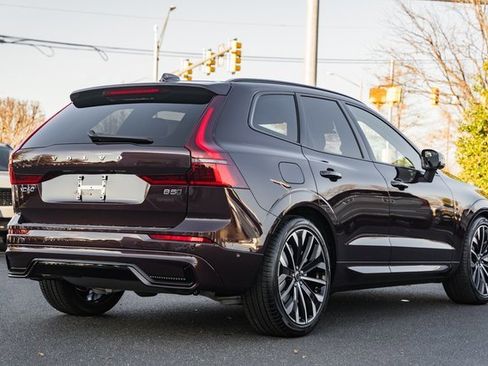 New 2026 Volvo XC60 B5 Ultra w/ Protection Package Premier image 4