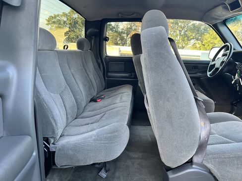 Used 2004 Chevrolet Silverado 1500 LS w/ Light Duty Power Package image 57