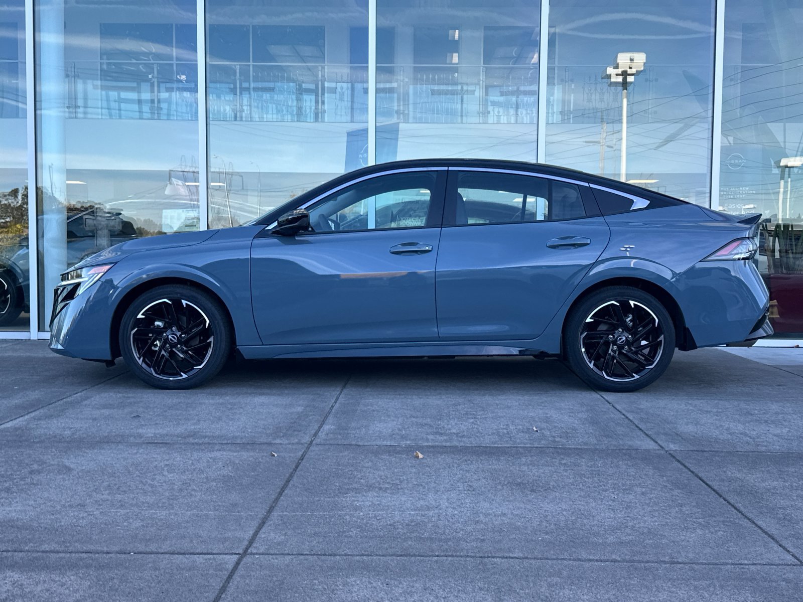 New 2026 Nissan Sentra SR w/ SR Premium Package FWD image 7