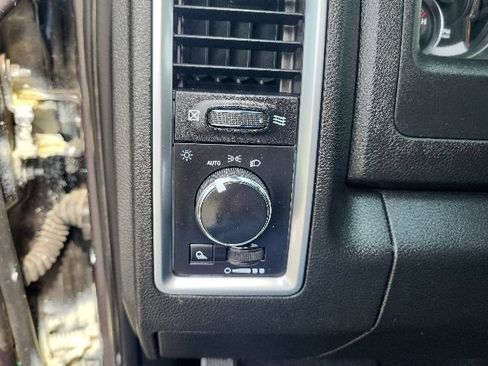 Used 2021 RAM 1500 Warlock AWD/4WD image 38