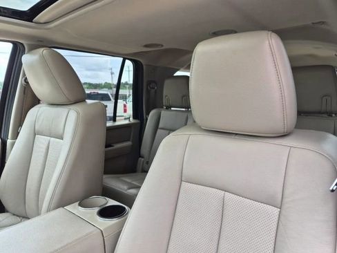 Used 2013 Ford Expedition EL Limited RWD image 8