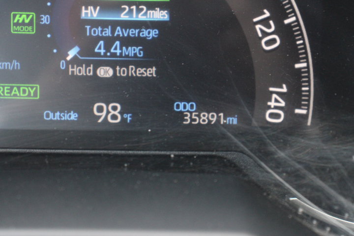 Certified 2025 Toyota RAV4 SE w/ Weather & Moonroof Package AWD/4WD image 31