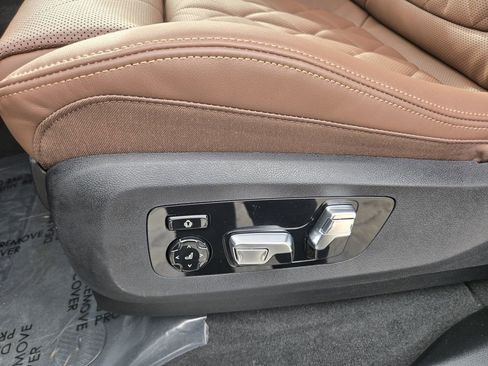 New 2026 BMW X7 xDrive40i image 25