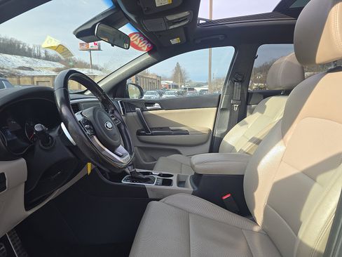 Used 2020 Kia Sportage S w/ S Sunroof Package image 11