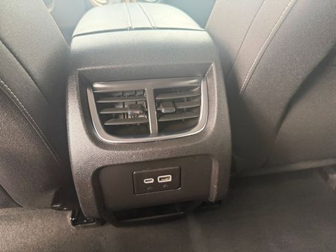 Used 2025 Chevrolet Blazer LT image 24