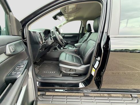 New 2026 Ford Ranger Lariat w/ Black Appearance Package AWD/4WD image 24