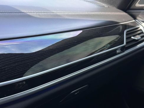 Used 2019 BMW 740i w/ Executive Package RWD image 27