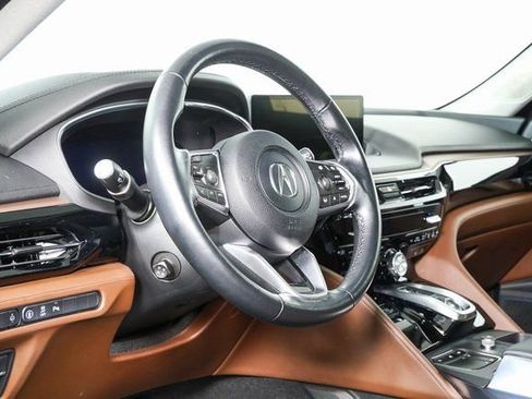 Used 2022 Acura MDX FWD w/ Technology Package image 3