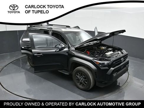Used 2025 Toyota 4Runner SR5 AWD/4WD image 56