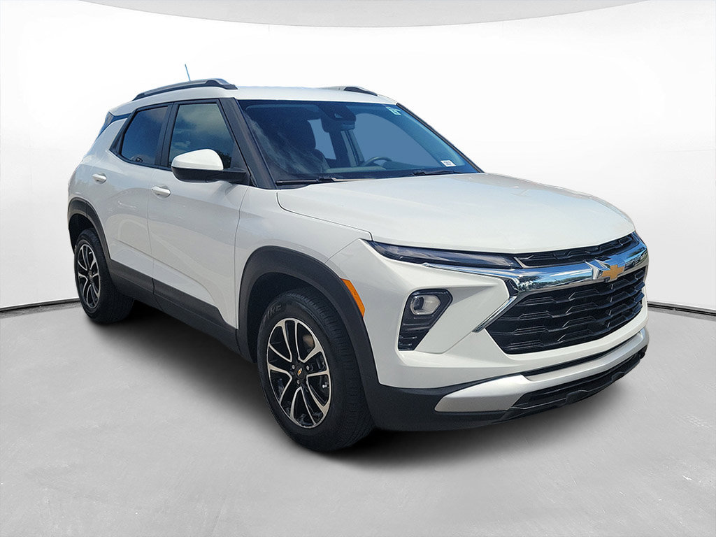 Used 2024 Chevrolet TrailBlazer LT FWD image 3