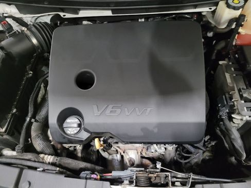 Used 2018 Chevrolet Traverse LT AWD/4WD image 30