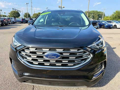 Used 2019 Ford Edge SEL w/ Equipment Group 201A AWD/4WD image 2