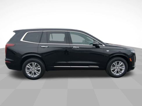 Used 2025 Cadillac XT6 Luxury image 4