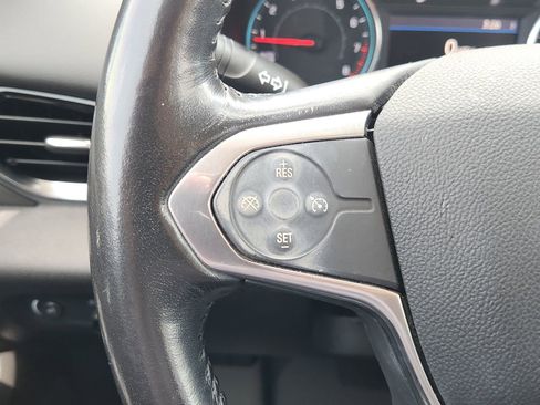 Used 2020 Chevrolet Traverse LT FWD image 32