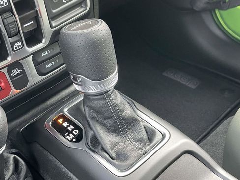 New 2025 Jeep Gladiator Mojave image 23