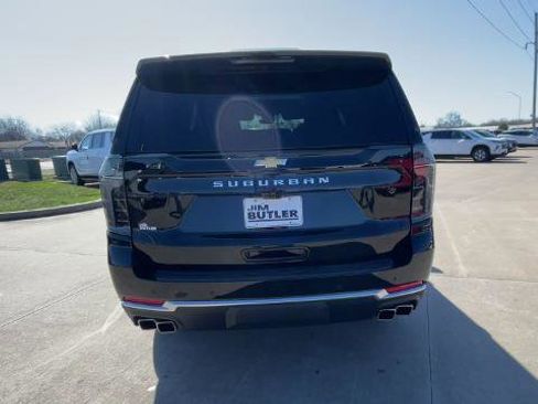 New 2025 Chevrolet Suburban High Country image 56