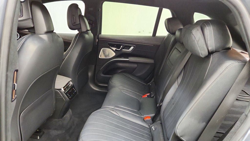 Used 2023 Mercedes-Benz EQS 580 4MATIC SUV image 20