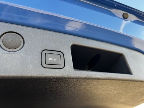 New 2026 Chevrolet Equinox ACTIV w/ Safety and Technology Package image 21