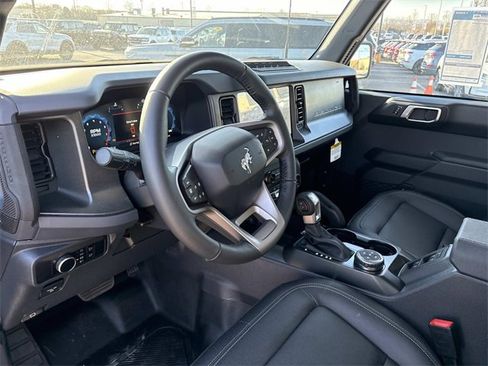 New 2025 Ford Bronco Badlands w/ Sasquatch Package image 23