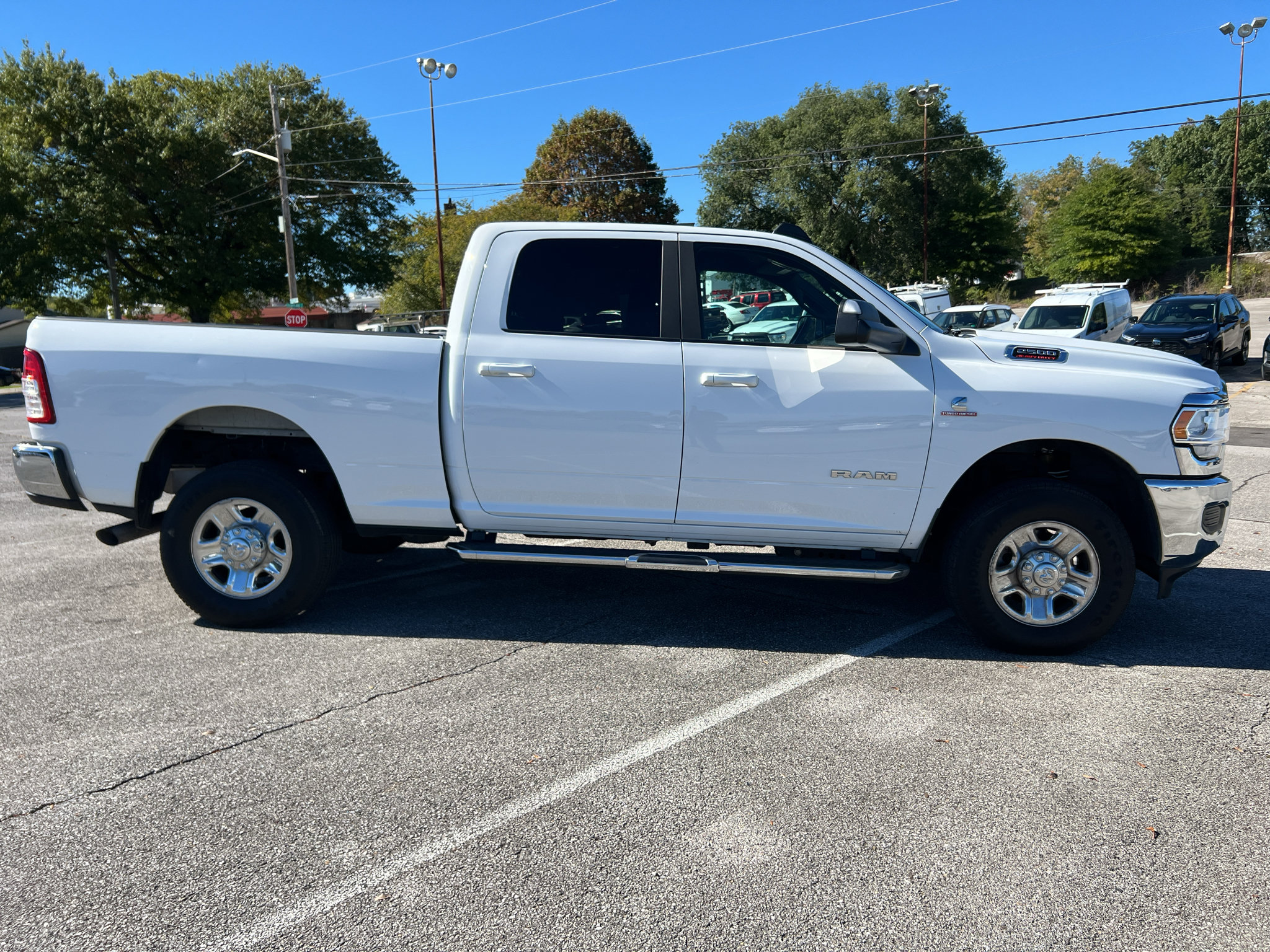 Used 2022 RAM 2500 Big Horn AWD/4WD image 2