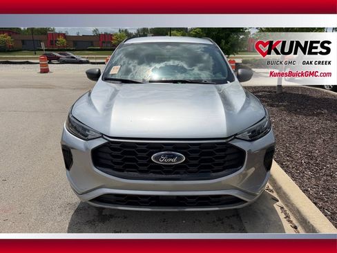 Used 2024 Ford Escape ST-Line FWD image 3