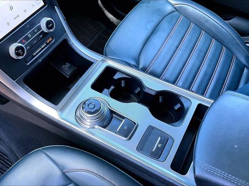 Used 2022 Ford Edge SEL w/ Sport Appearance Package AWD/4WD image 17