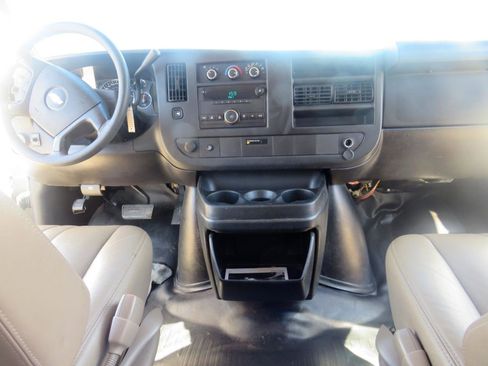 Used 2014 Chevrolet Express 1500 LS image 25