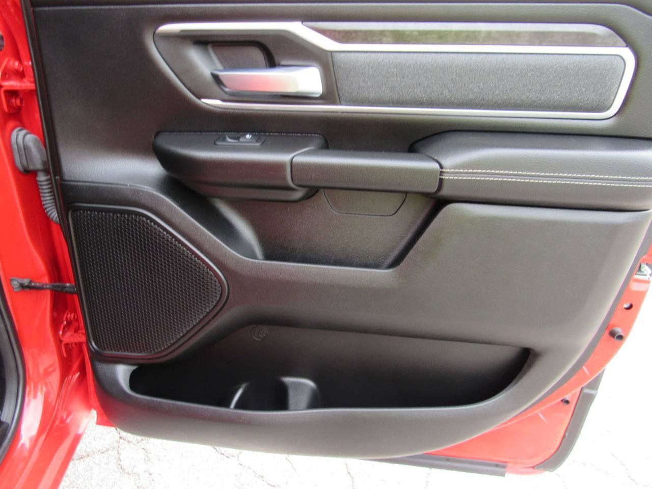 Used 2022 RAM 1500 Big Horn AWD/4WD image 41