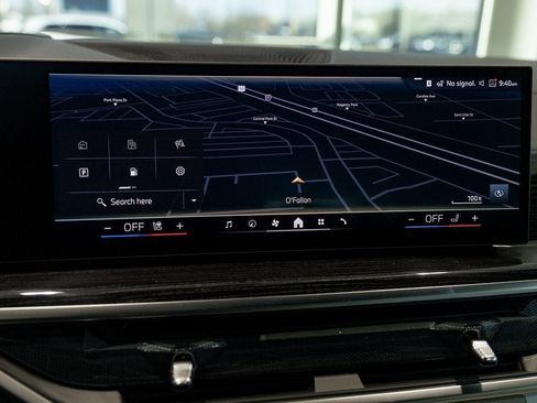 New 2026 BMW X5 xDrive50e w/ M Sport Package image 30